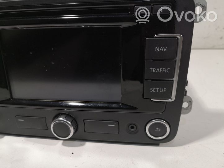 Volkswagen PASSAT B7 Panel / Radioodtwarzacz CD/DVD/GPS 2K0035279C