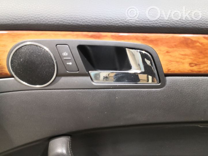 Volkswagen Phaeton Boczki / Poszycie drzwi przednich 3D1867012