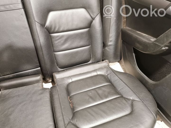 Volkswagen PASSAT B7 Kit intérieur 