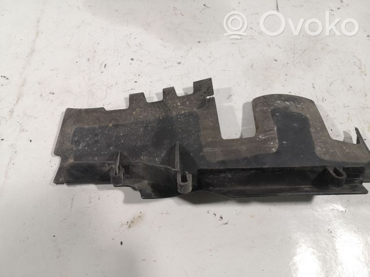 Volkswagen PASSAT B7 Traverse, support de radiateur latéral 3AA121283