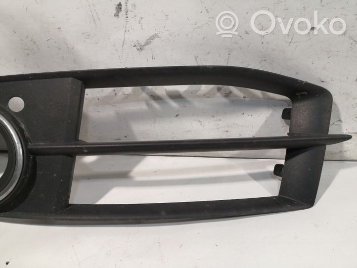 Audi A6 S6 C6 4F Front fog light trim/grill 4F0807681Q