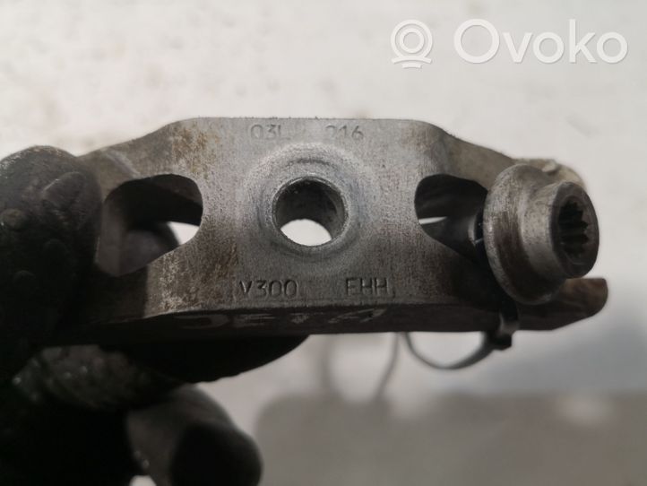 Volkswagen Jetta VI Fuel Injector clamp holder 03L216V300