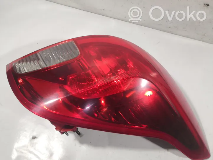 Opel Mokka X Rear/tail lights 42558889