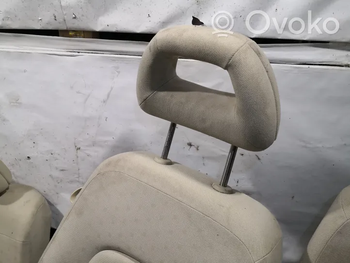 Volkswagen New Beetle Seat set 