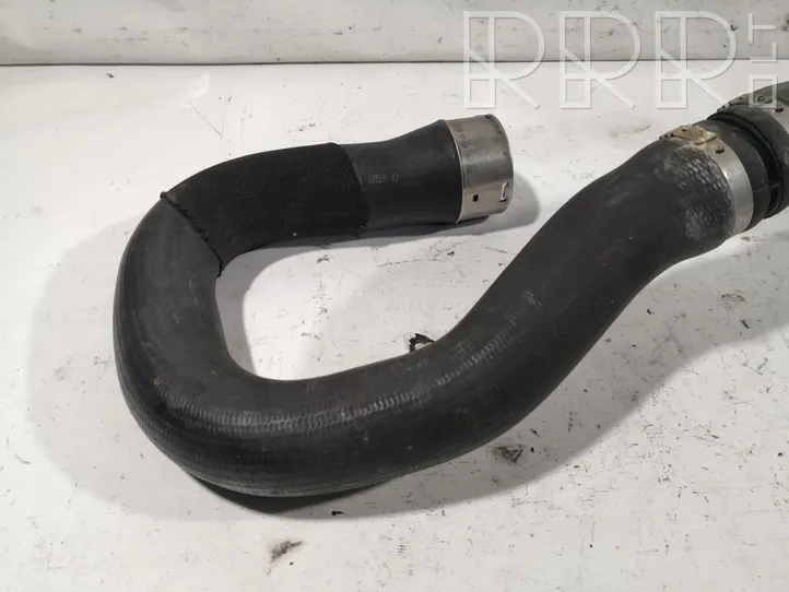 Opel Mokka X Tube d'admission de tuyau de refroidisseur intermédiaire 13480296