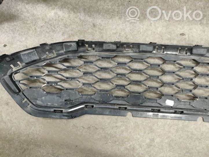 Ford Fiesta Grille calandre supérieure de pare-chocs avant 