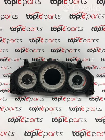 Mercedes-Benz C W204 Tachimetro (quadro strumenti) A2049004609