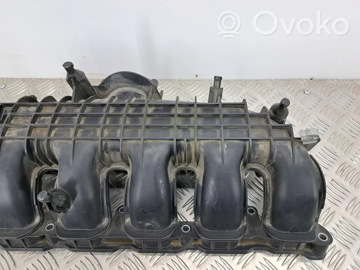 BMW 5 F10 F11 Intake manifold 7576911