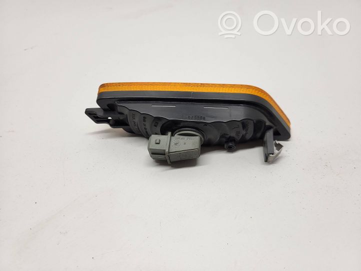 Porsche Macan Indicatore di direzione del parafango anteriore 95B945119