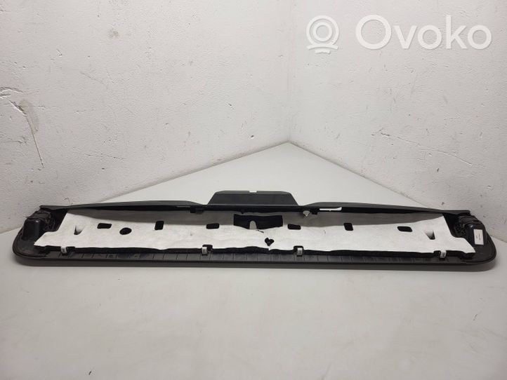 BMW X5 G05 Tailgate trim 7441649