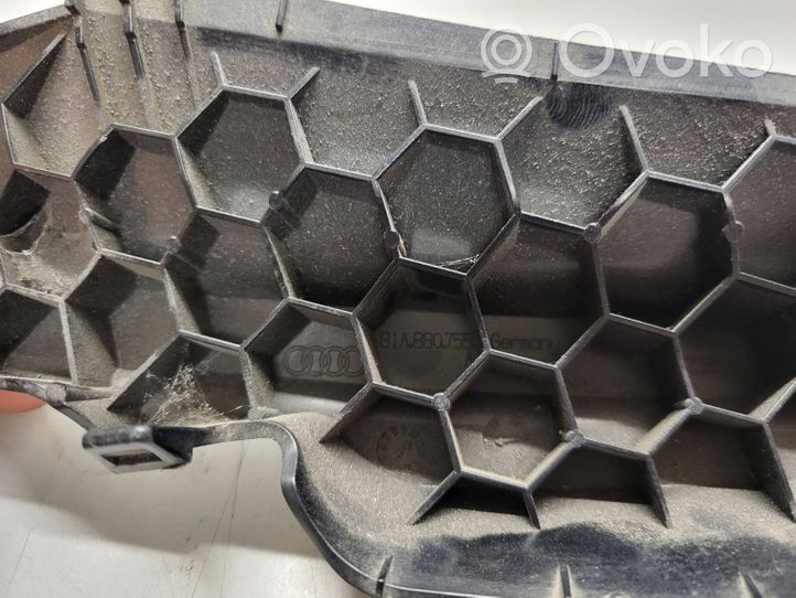 Audi Q2 - Putoplastas priekinio bamperio 81A880755A