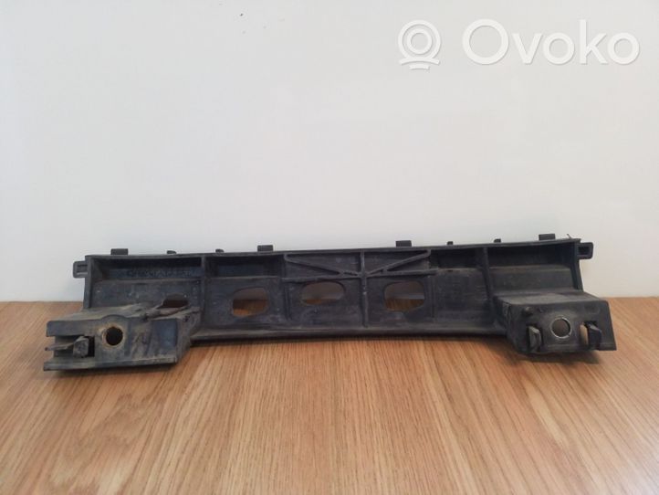 Mazda CX-7 Staffa di rinforzo montaggio del paraurti anteriore EH4450161