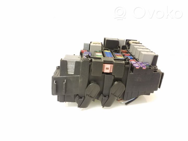 Subaru Outback (BS) Module de fusibles MB008700B