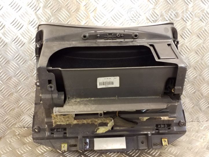 Volvo V70 Glove box set SB180738