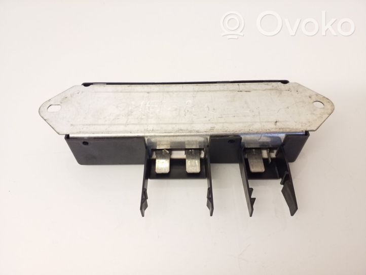 Opel Omega B2 Antenos valdymo blokas 921722001