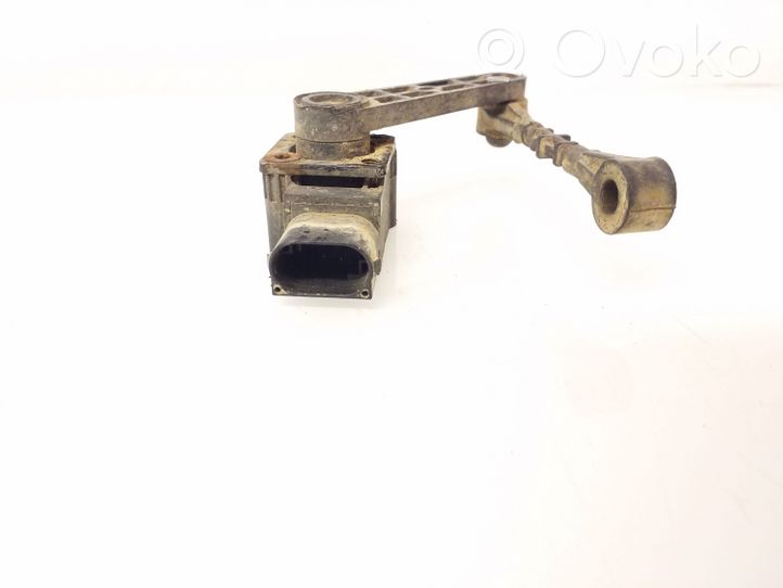 Land Rover Discovery 3 - LR3 Front air suspension height level sensor AH223C097AB