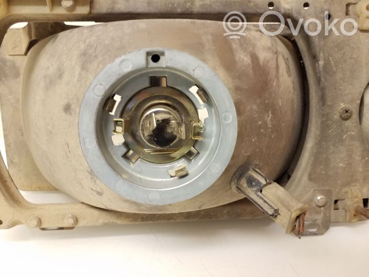 Audi 80 90 B2 Lampa przednia 34500R7