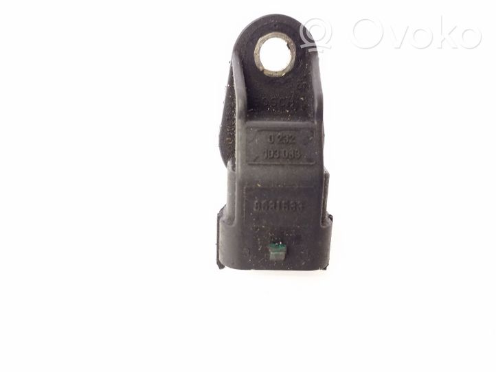 Volvo S80 Camshaft speed sensor 8631533