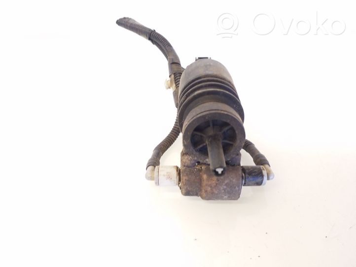 Audi A4 S4 B5 8D Pompe de lave-glace de pare-brise 1J0973722