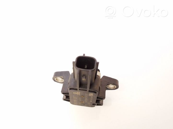 Audi A4 S4 B7 8E 8H Sensore d’urto/d'impatto apertura airbag 8P0955557