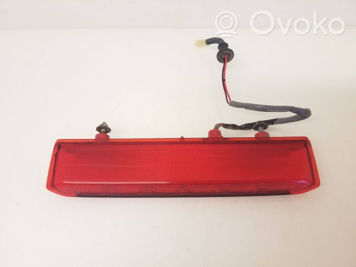 Subaru Outback (BS) Luce d’arresto centrale/supplementare VC02135