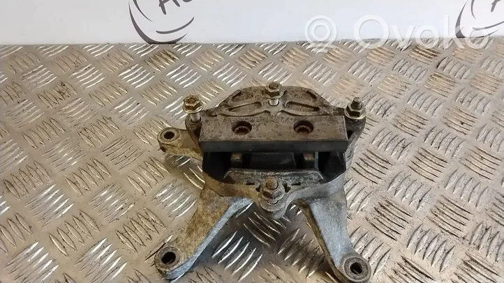 Audi A4 S4 B9 Supporto della scatola del cambio 8M0399156