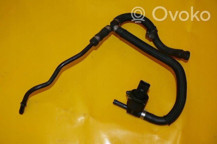 Audi A8 S8 D2 4D Sensore temperatura del carburante 038906081A