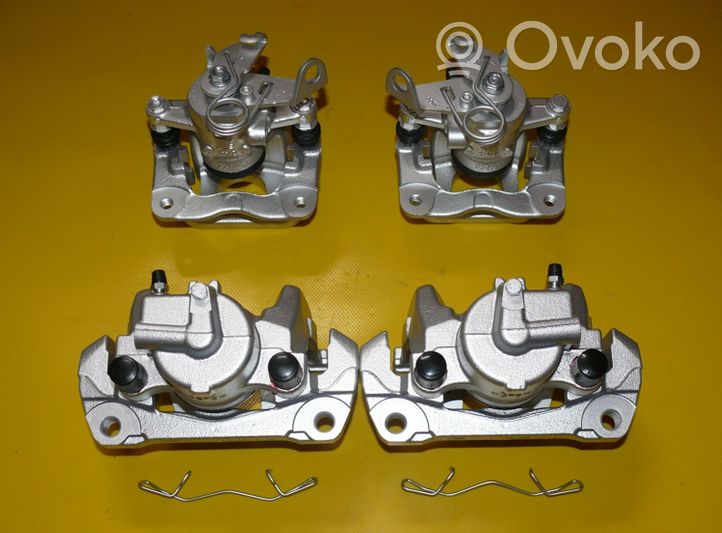 Alfa Romeo Giulietta Set dischi freno e pinze D339696FN357