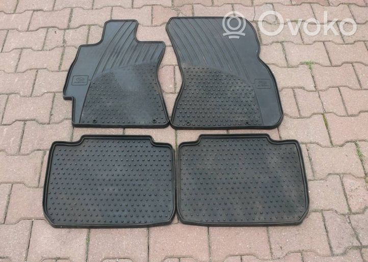 Subaru Legacy Kit tapis de sol auto 