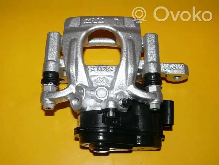 Nissan X-Trail T32 Rear brake caliper 44000-4CA0A