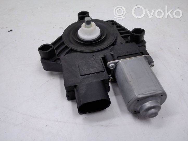 BMW X3 G01 Motorino alzacristalli della portiera anteriore 7457250