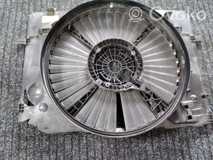 Mercedes-Benz C W205 Kale ventilateur de radiateur refroidissement moteur A0999067900