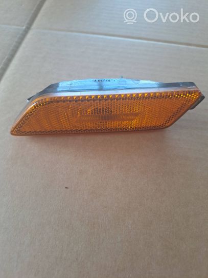 Porsche Macan Front fender indicator light 95B945119