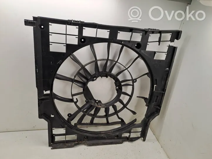 BMW X7 G07 Radiator cooling fan shroud 8589043