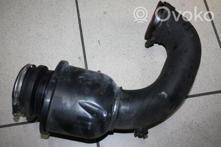 Volvo XC70 Intake resonator 30713698