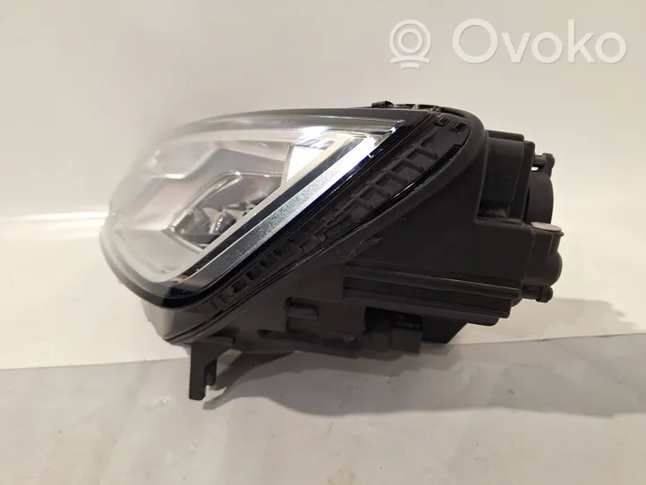 Audi A4 S4 B9 Lampa przednia 8W0941005