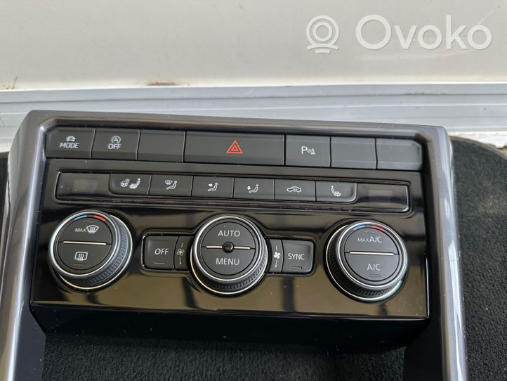 Volkswagen T-Roc Panel klimatyzacji 2GA863097