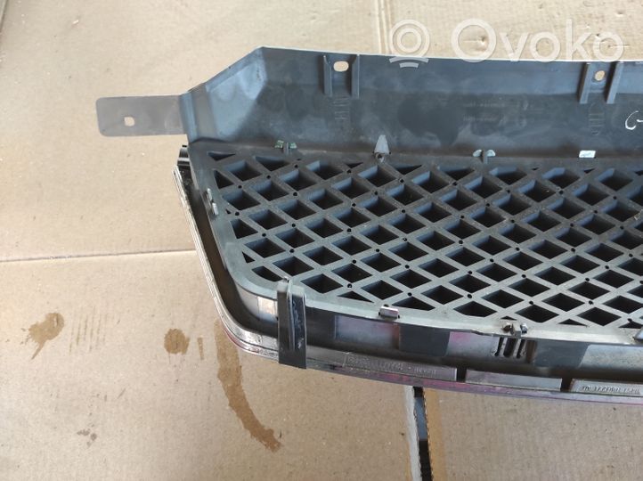 Ford C-MAX I Maskownica / Grill / Atrapa górna chłodnicy 