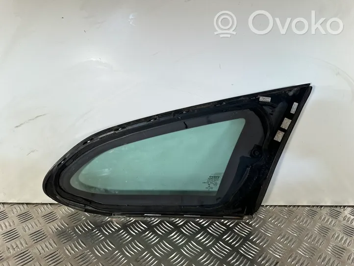 Volvo V60 Rear side window/glass 31418279