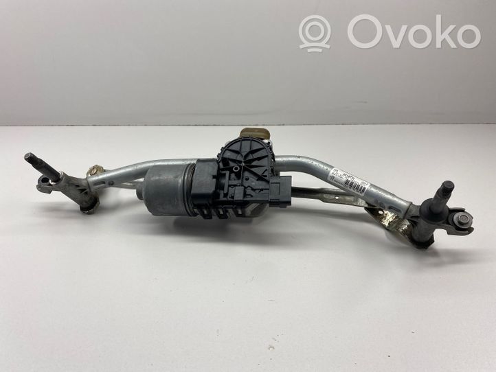 Peugeot 208 Moteur d'essuie-glace 0390241540