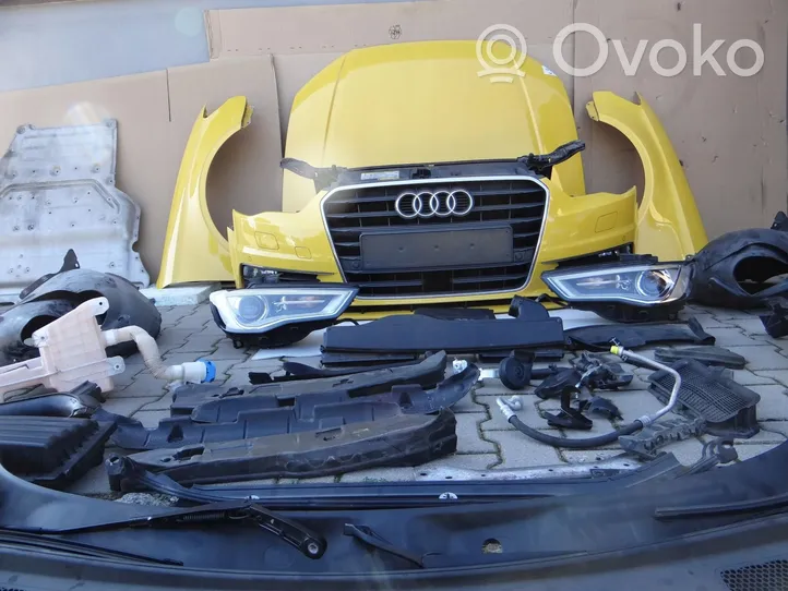 Audi A3 S3 8V Kompletny zestaw przedniej części nadwozia / karoserii 8V7805588A