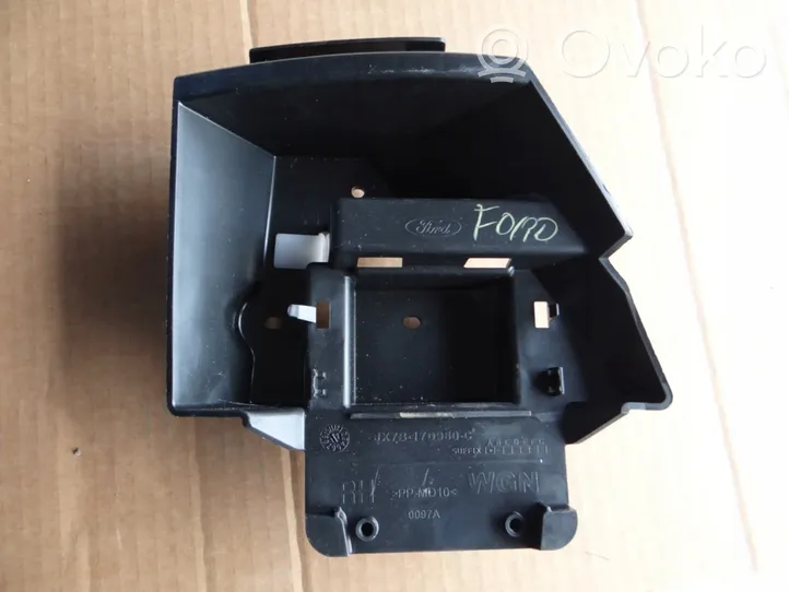 Ford Focus Staffa di rinforzo montaggio del paraurti posteriore JX7B17D980C