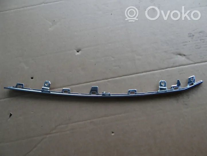 Volkswagen Tiguan Moulure/baguette de porte avant 5N0853768L