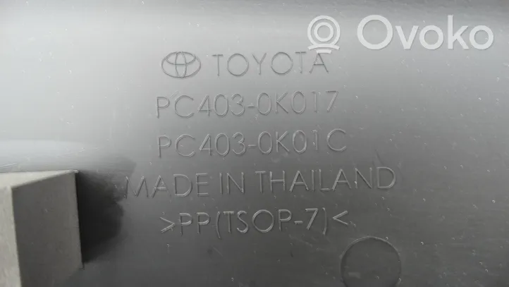 Toyota Hilux VIII Listwa błotnika przedniego PC403-0K017