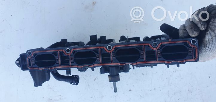 Volkswagen Eos Intake manifold 06F133201N