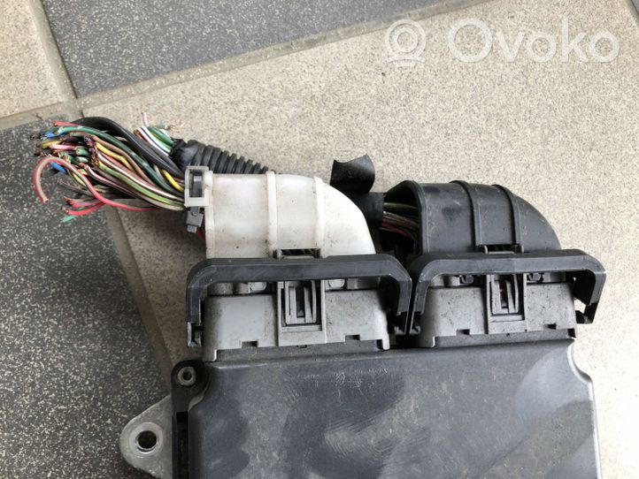 Mitsubishi Colt Calculateur moteur ECU 1860B511