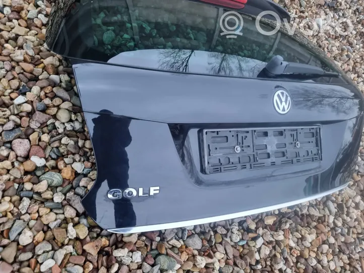 Volkswagen Golf V Lava-auton perälauta 