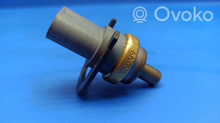 Audi A4 S4 B8 8K Sonde de température de liquide de refroidissement 032121142B