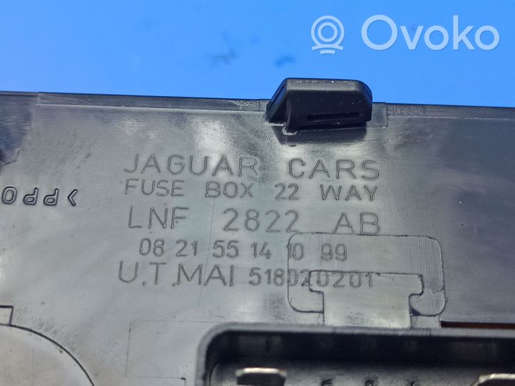 Jaguar XJ X308 Ramka / Moduł bezpieczników LNF2822AB