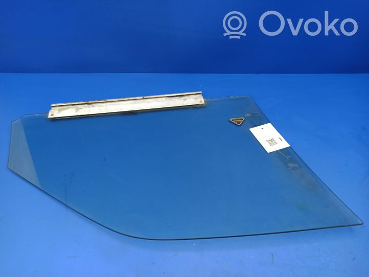 Jaguar XJ X308 Front door window glass four-door E1143R00002